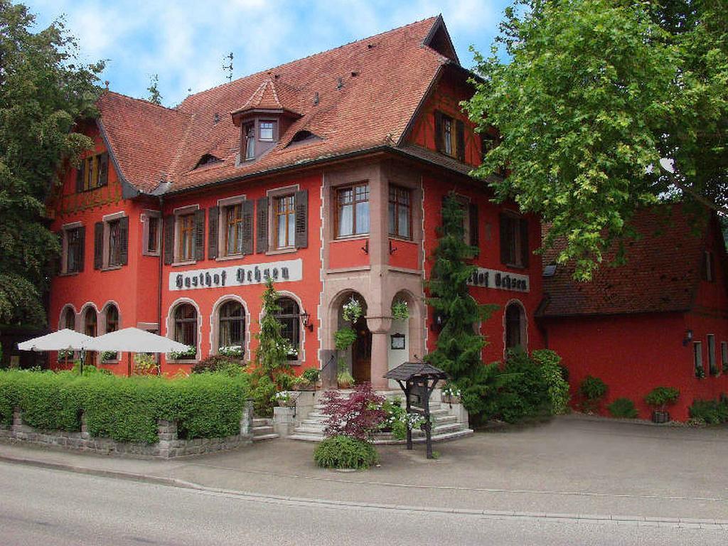 Hotel-Restaurant Ochsen Хаслах-им-Кинцигталь Экстерьер фото